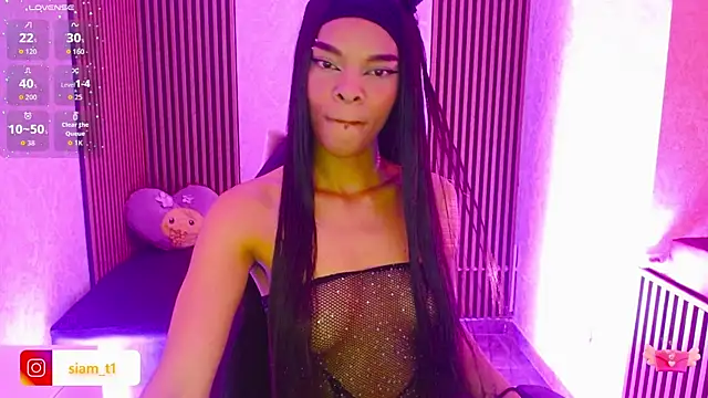 Miagates tay online show from 10.31.25