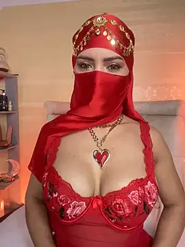  hafsa  online show from 10.13.25