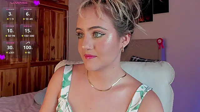 MaryMoon  online show from 09.28.25