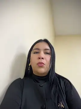 IrisDuvall online show from 04.30.26
