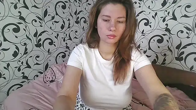 YourEmilie online show from 10.29.25