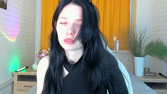 JulsMumi online show from 09.12.25