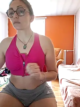 Snapshot of ChouqxxxCoreleone chatting on 02.02.26 ChouqxxxCoreleone online show from 02.02.26