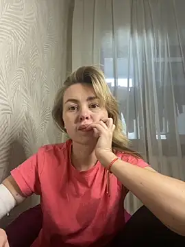 MartaLuna  online show from 10.31.25