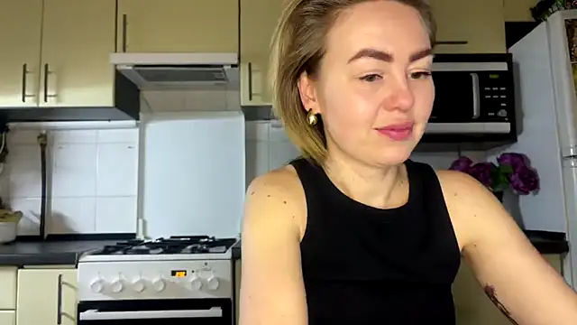 MartaLuna  online show from 03.06.26