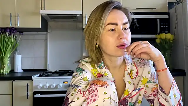 MartaLuna  online show from 03.12.26