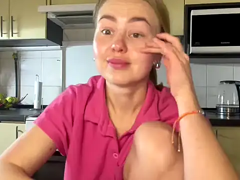 MartaLuna  online show from 03.31.26