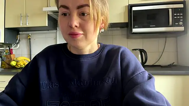 MartaLuna  online show from 04.09.26