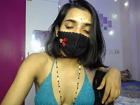 Snapshot of Sweetangle24 chatting on 09.21.25 Sweetangle24 online show from 09.21.25