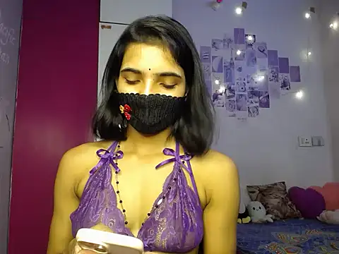 Snapshot of Sweetangle24 chatting on 09.22.25 Sweetangle24 online show from 09.22.25