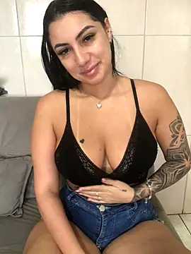 Andreininha online show from 10.27.25