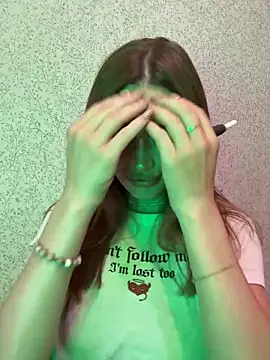 Elizabeth Tay online show from 10.10.25