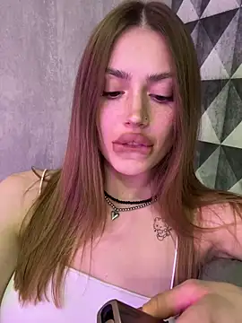 Elizabeth Tay online show from 03.21.26