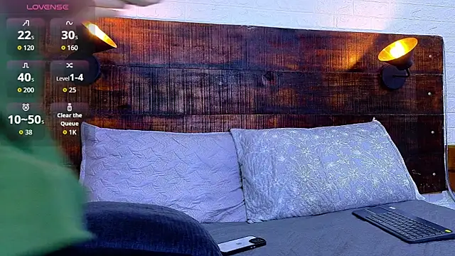 JhosuaVega online show from 12.04.25