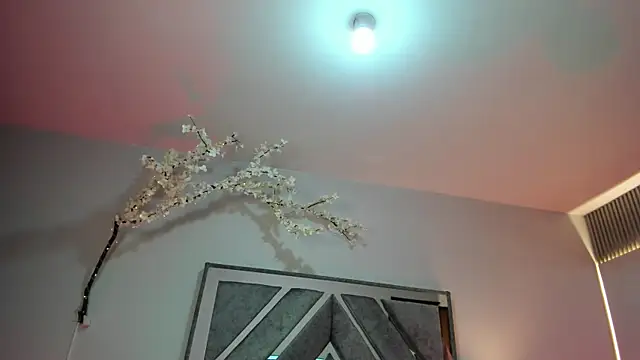 Isa Rouse   online show from 11.07.25