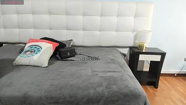 Shantal  G online show from 01.15.26