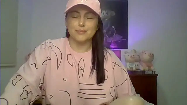 Snapshot of Venusina_07 chatting on 06.21.26 Venusina 07 online show from 06.21.26