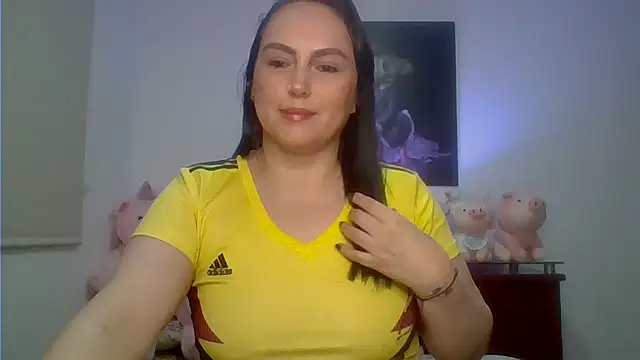 Snapshot of Venusina_07 chatting on 06.24.26 Venusina 07 online show from 06.24.26