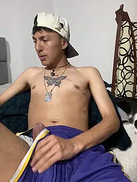 NaytonFreeman online show from 09.26.25