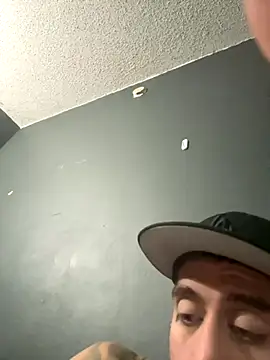 busnfatnutsLildee online show from 10.31.25