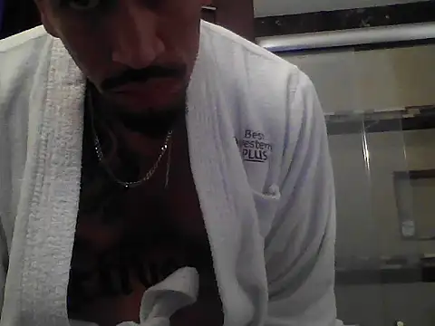 Snapshot of busnfatnutsLildee chatting on 08.02.26 busnfatnutsLildee online show from 08.02.26