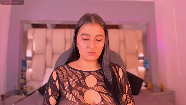 MariaFlowers online show from 12.17.25