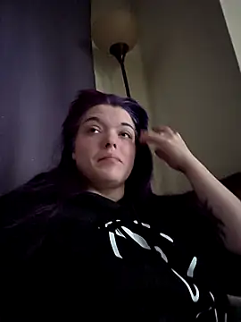 Snapshot of powhatanqueen chatting on 10.10.25 powhatanqueen online show from 10.10.25