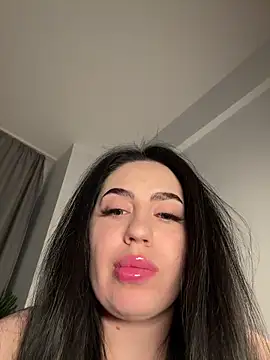 Snapshot of Andrestarr chatting on 02.13.26 Andrestarr online show from 02.13.26