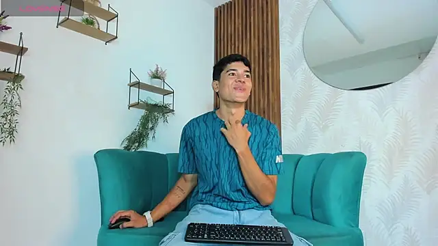 SandroVeyra online show from 09.22.25