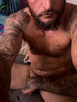 Snapshot of skip69xxx chatting on 10.21.25 skip69xxx online show from 10.21.25