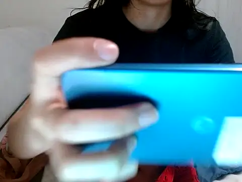 Snapshot of yulieth01998 chatting on 09.13.25 yulieth01998 online show from 09.13.25