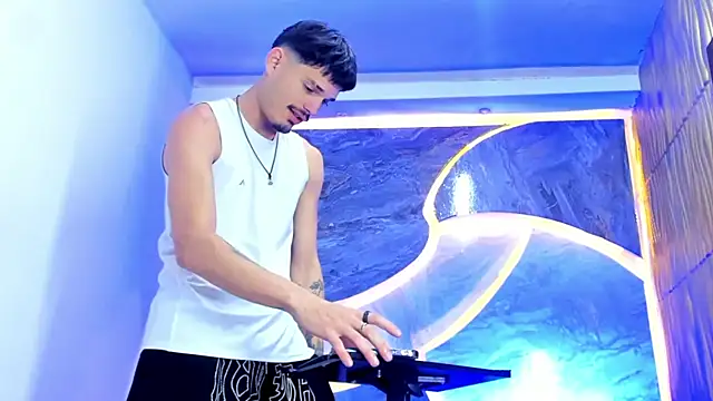 Iam Steven online show from 02.07.26