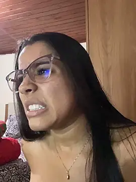 Snapshot of Isawilliams chatting on 09.18.25 Isawilliams online show from 09.18.25