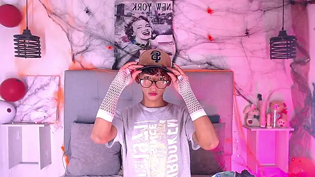 Billie Turner  online show from 10.25.25