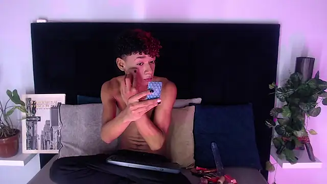 Billie Turner  online show from 11.21.25