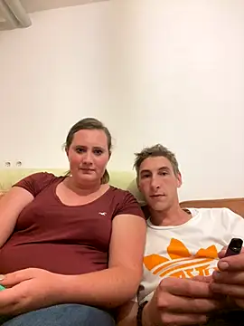 Snapshot of CurvySabrina chatting on 09.21.25 CurvySabrina online show from 09.21.25