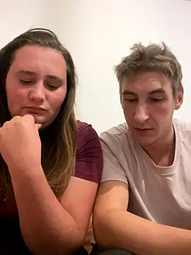 Snapshot of CurvySabrina chatting on 10.05.25 CurvySabrina online show from 10.05.25