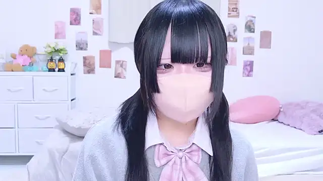 Snapshot of Nano_chan_ chatting on 11.05.25 Nano chan online show from 11.05.25