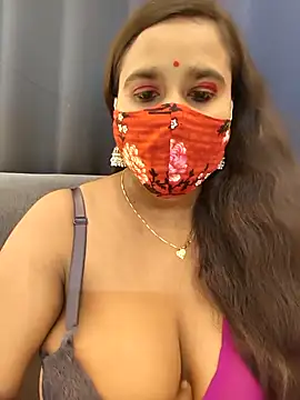 Snapshot of anupoma-G chatting on 11.06.25 anupoma-G online show from 11.06.25