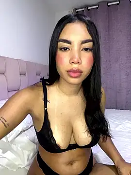 karolaalcendra online show from 01.19.26