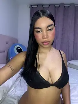 karolaalcendra online show from 02.12.26