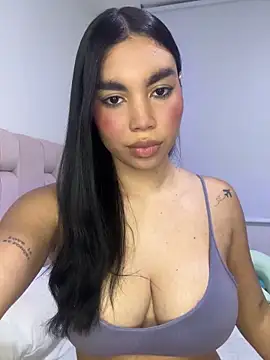 karolaalcendra online show from 02.25.26