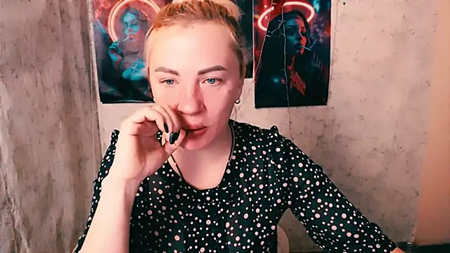 EmmaCat  online show from 03.04.26