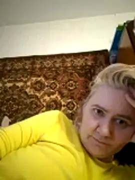 Snapshot of goodstyle chatting on 04.25.26 goodstyle online show from 04.25.26