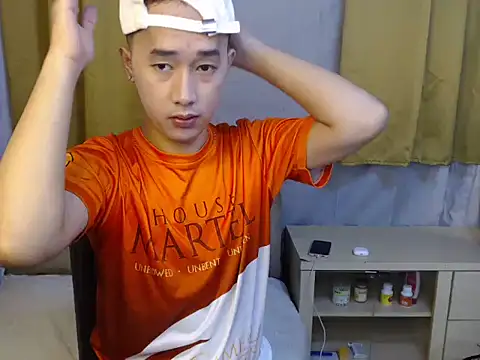 Snapshot of mr_chandy chatting on 09.19.25 mr chandy online show from 09.19.25