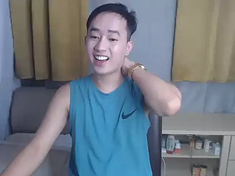 Snapshot of mr_chandy chatting on 10.06.25 mr chandy online show from 10.06.25