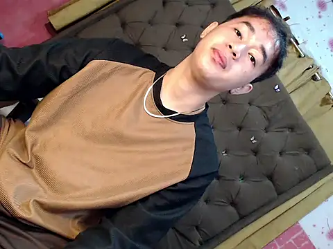 Snapshot of mr_chandy chatting on 02.20.26 mr chandy online show from 02.20.26