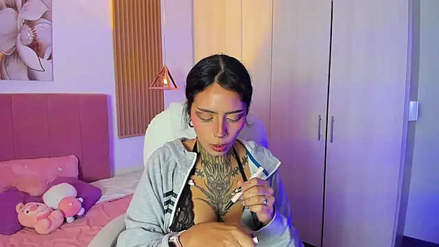 KoraRousee online show from 09.27.25