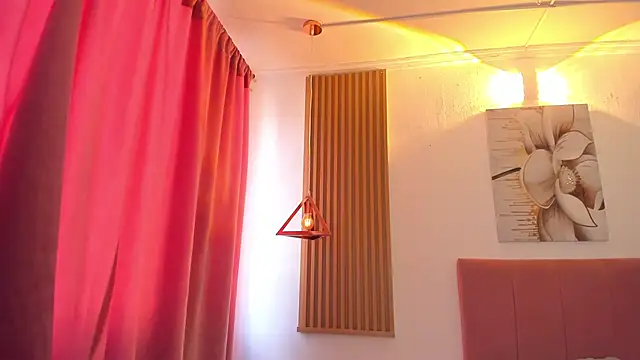 KoraRousee online show from 11.02.25