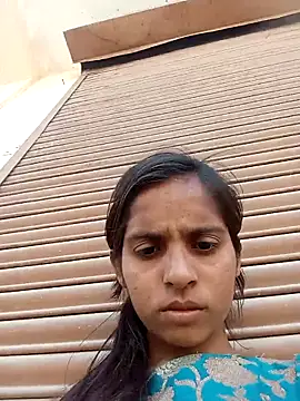 Snapshot of Saloni-Gupta chatting on 03.28.26 Saloni-Gupta online show from 03.28.26